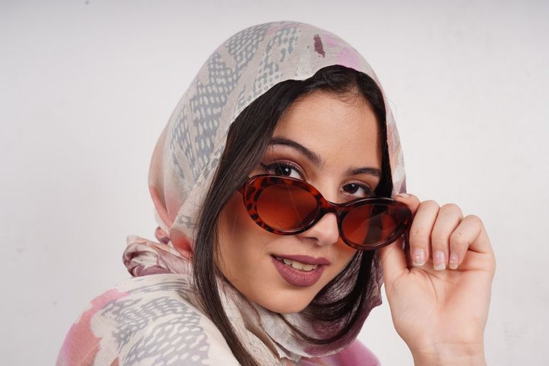 وشاح جاكارد ترابي متعدد الألوان